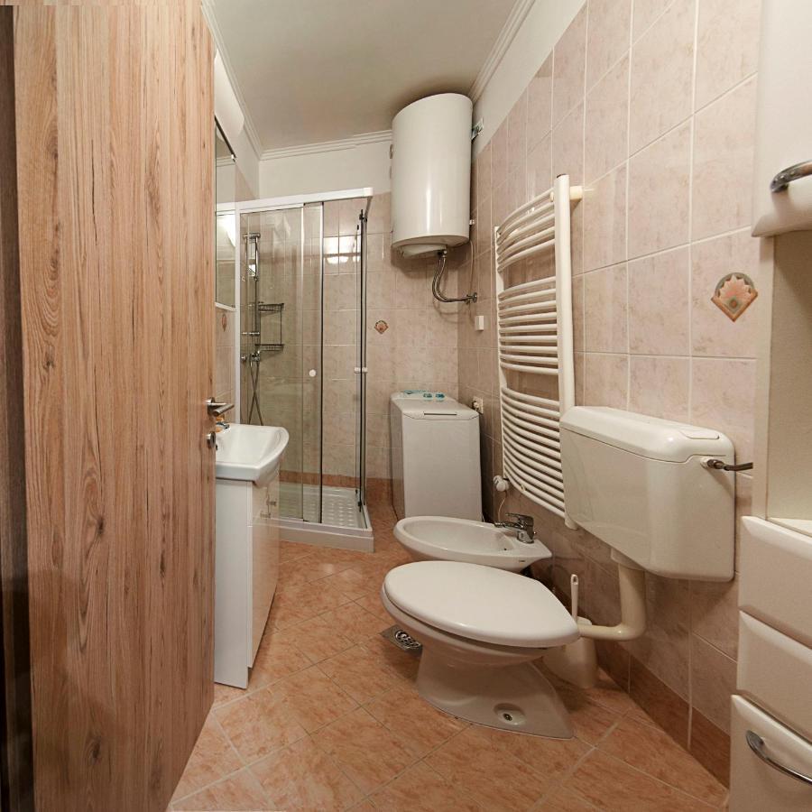 Katarina Apartment *